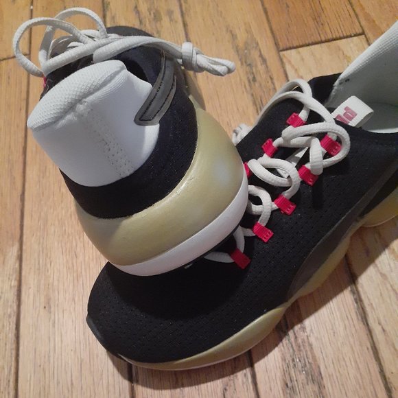 PUMA runners. They need YOU!!!(NWOT) - Picture 5 of 8